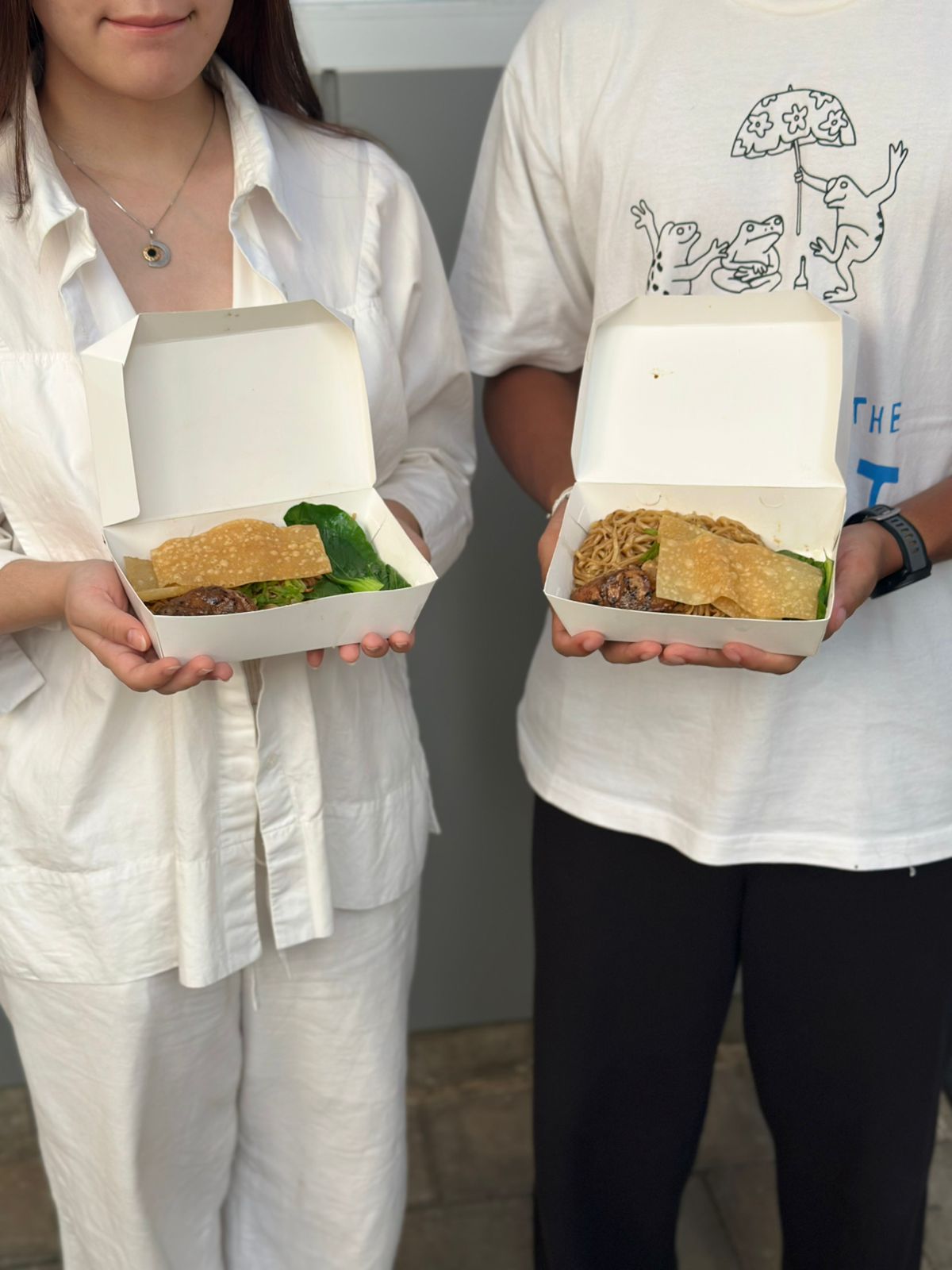 SBox FoodHub Trisakti: Nikmati Chicken Salted Egg, Mie Goreng Ayam Bakar, dan Aneka Jus Segar yang Bikin Ketagihan!