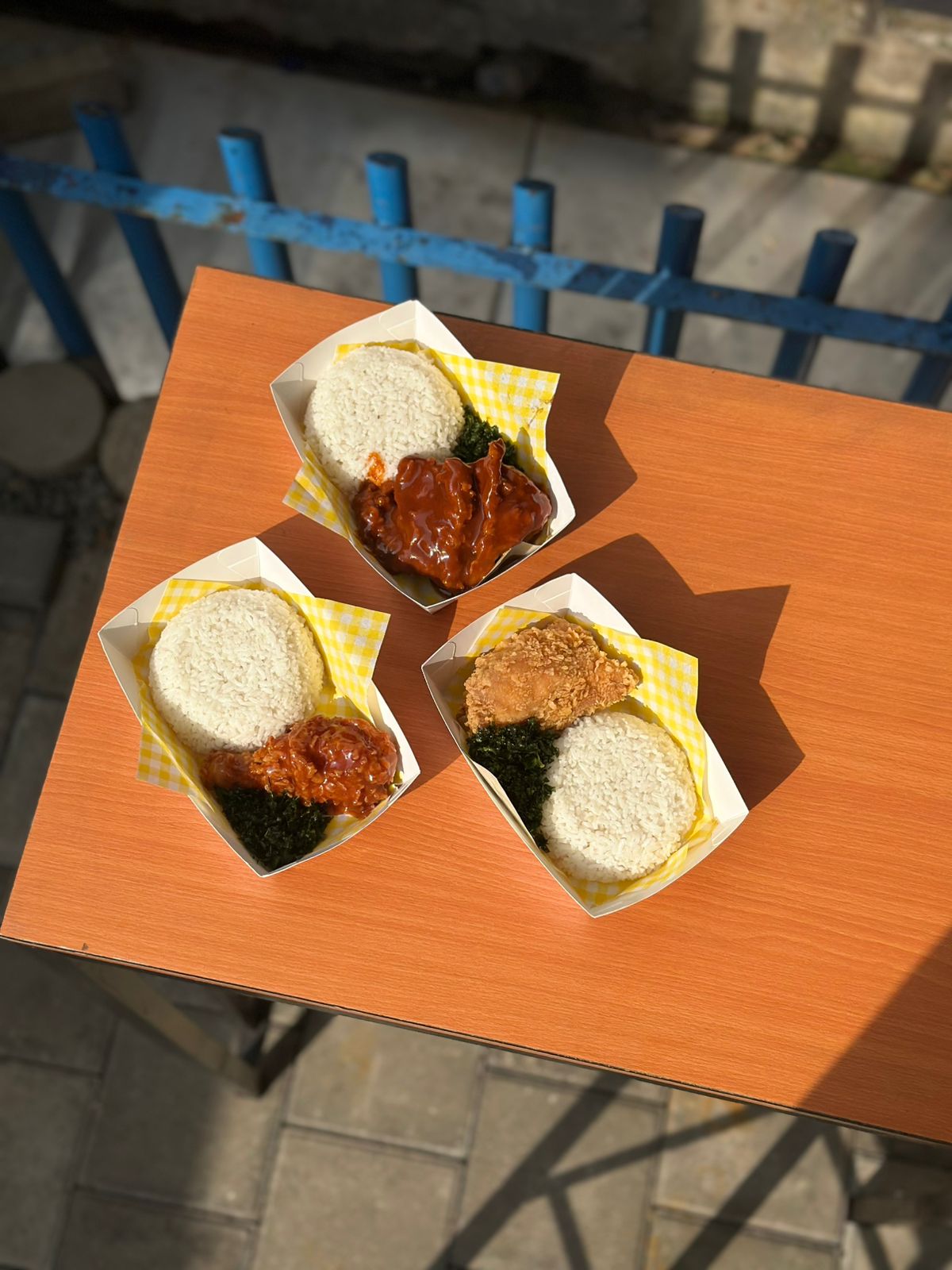 SBox FoodHub Trisakti, Kuliner Kampus dengan Chicken Lava Legendaris